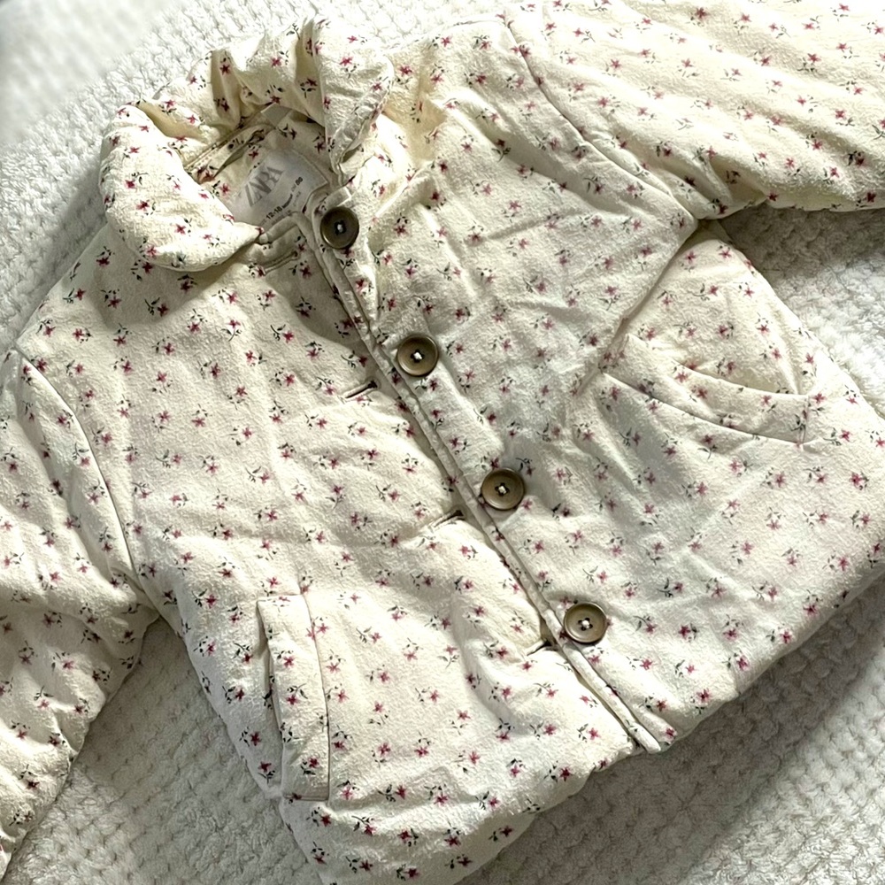 Toddler girl Zara clothes in good condition